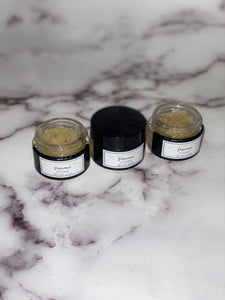 Qing’s & Kueen’s Beauty Peppermint Lip Scrub